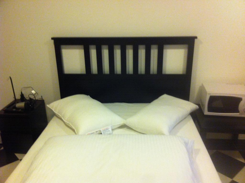 Duke Of Fife Hotel Barking  Room photo